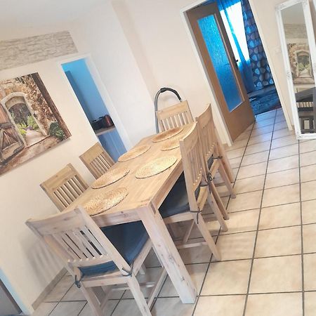 Ferienwohnung In Erftstadt Luaran gambar