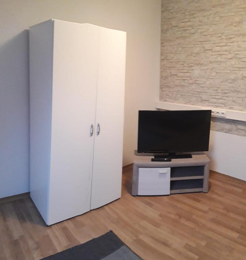 Ferienwohnung In Erftstadt Luaran gambar