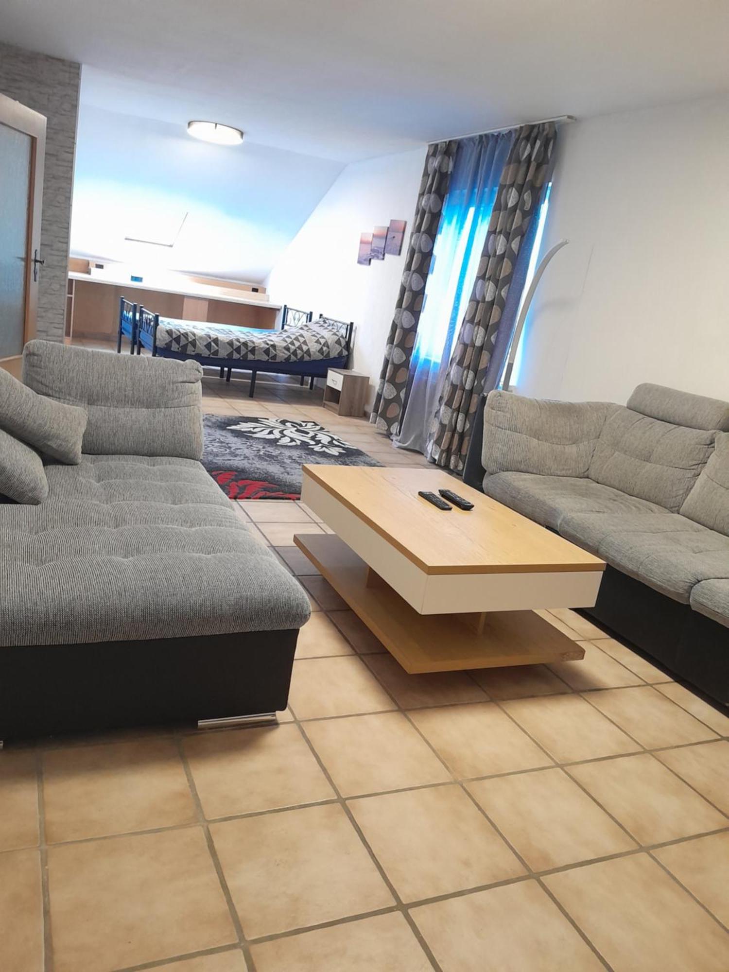 Ferienwohnung In Erftstadt Luaran gambar
