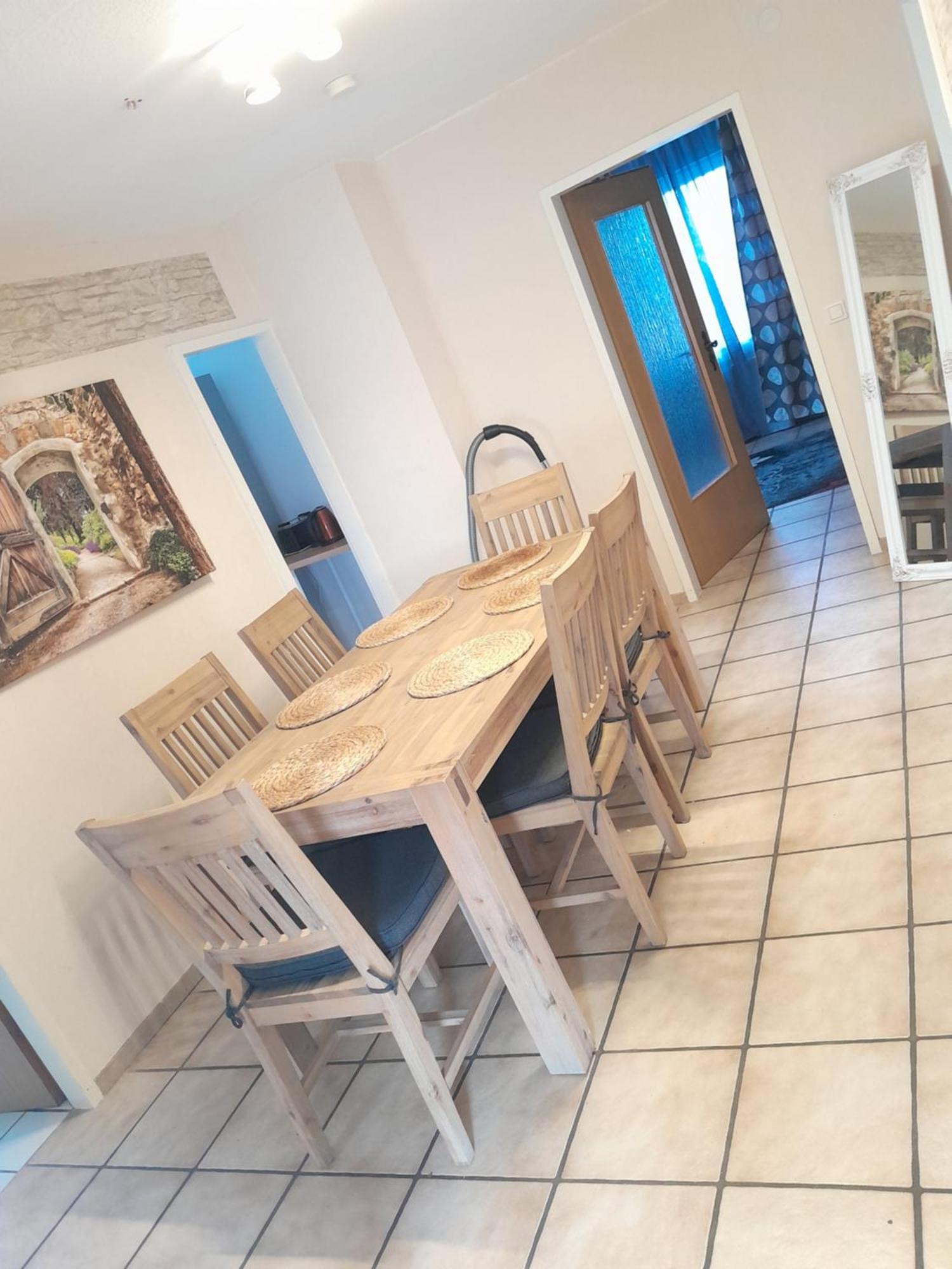 Ferienwohnung In Erftstadt Luaran gambar